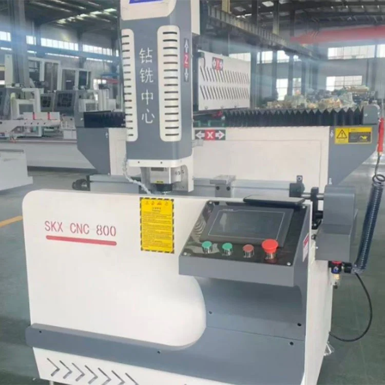 800 mm CNC-bearbejdningscenter for industrielle aluminiumsprofiler